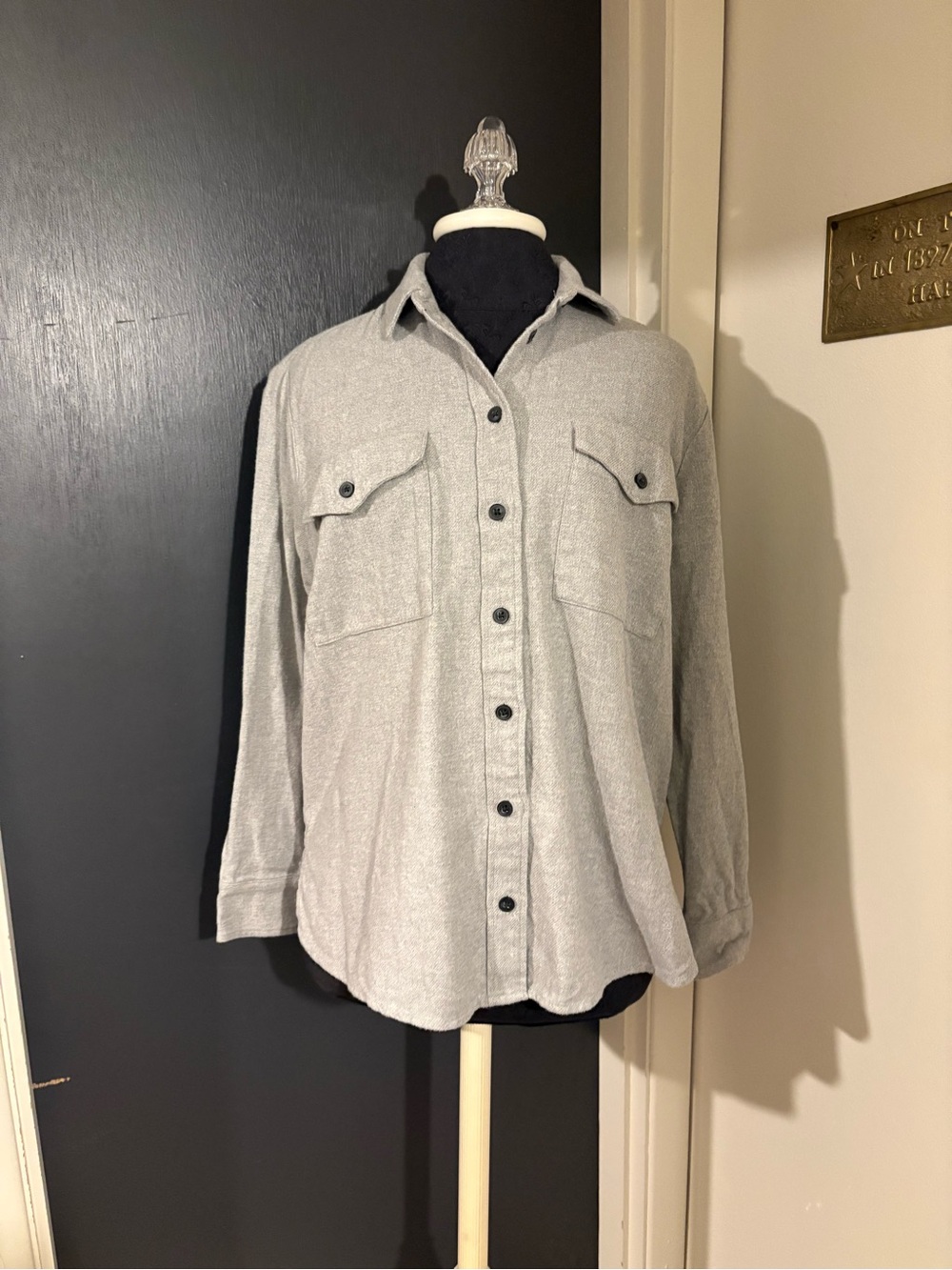Madewell Long-Sleeve Flannel 100% Cotton Button-Up Shirt in Light Gray